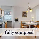Hallo!-apartments - Ideal Fuer Geschaeftsreisende, Monteure Und Feriengaeste *